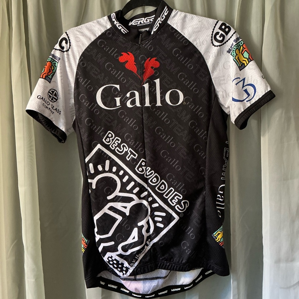 Erge Black and White Cycling Jersey with Red Accents size xl